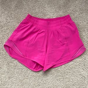 Lululemon Sonic Pink Hotty Hot 4”